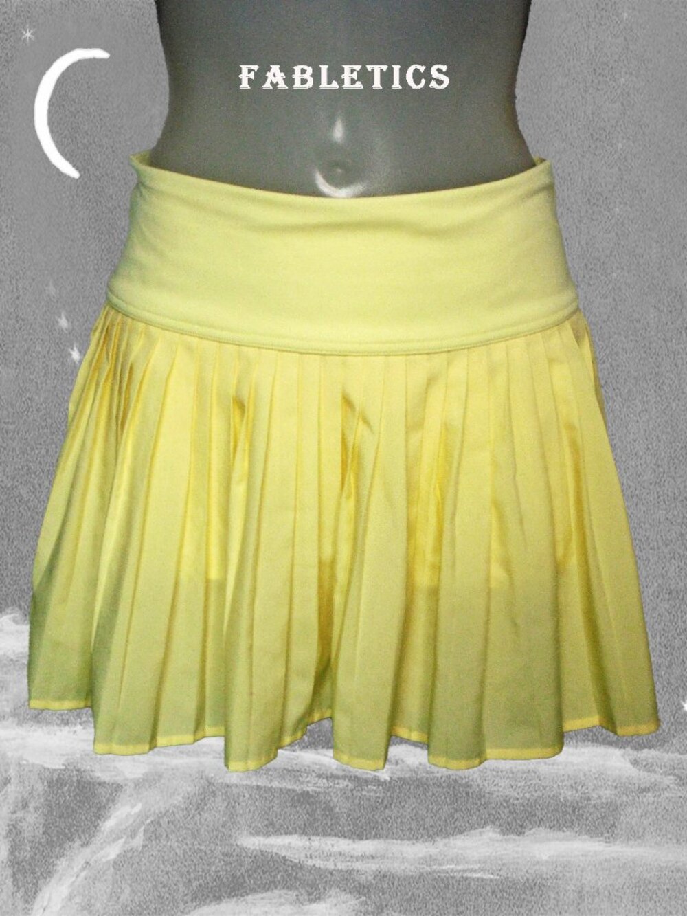 Fabletics Tennis Skort - Pale Yellow, Pleated